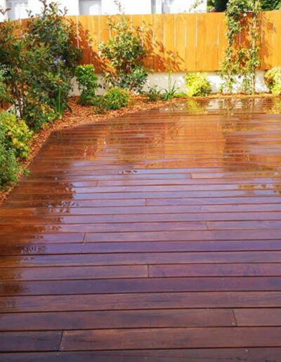 Essences de bois exotiques ou locales, chez Cap'Paysages nous réalisons tous vos projets de construction bois extérieurs et terrasse.